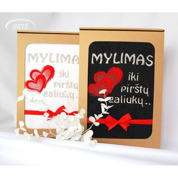 Siuvinėtas rankšluostis "Dvi širdys" 2