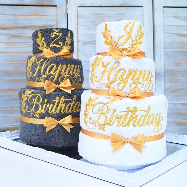 Rankšluosčių tortas "Happy Birthday"