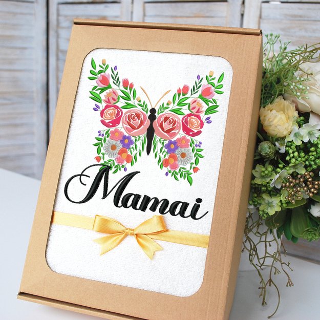 Siuvinėtas rankšluostis "Gėlių drugelis"