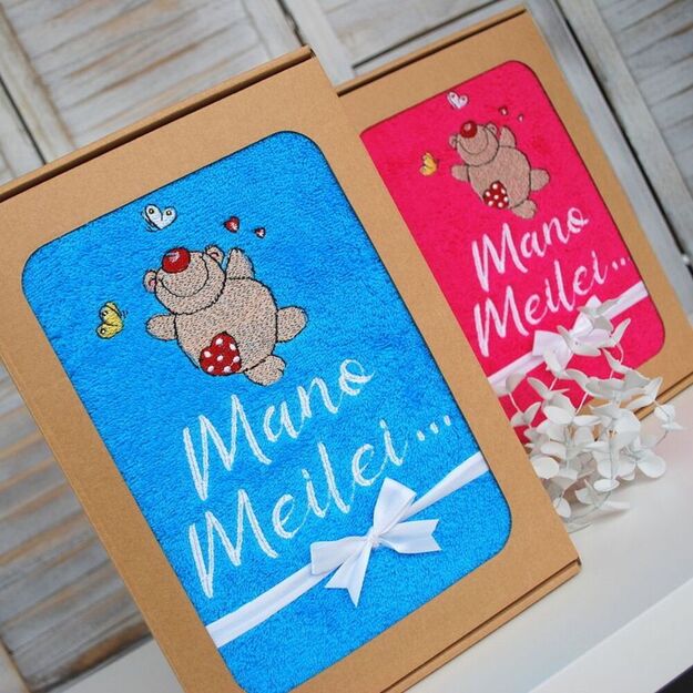 Siuvinėtas rankšluostis "Įsimylėjęs meškutis" 1