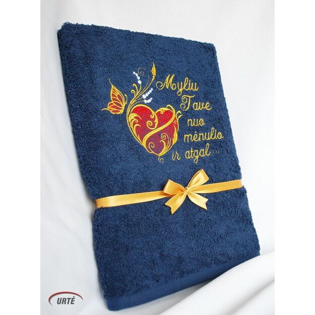 Siuvinėtas rankšluostis "Trapi širdis" 2