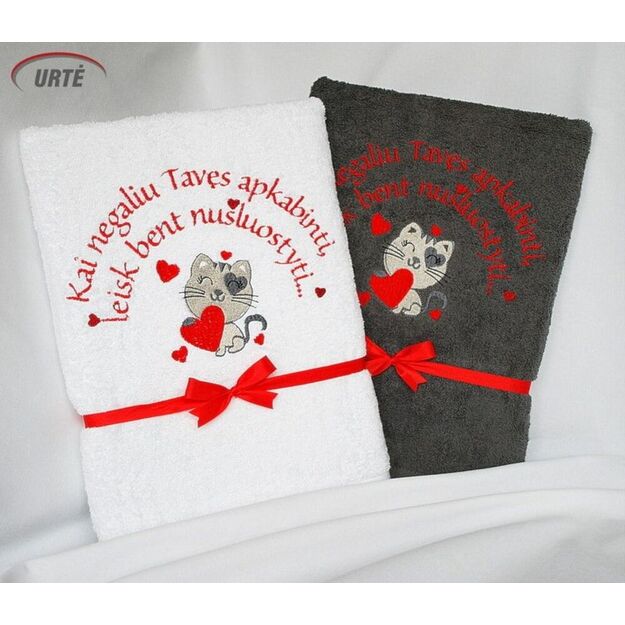 Siuvinėtas rankšluostis "Meili katytė" 1