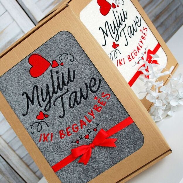 Siuvinėtas rankšluostis "Myliu iki begalybės" 2