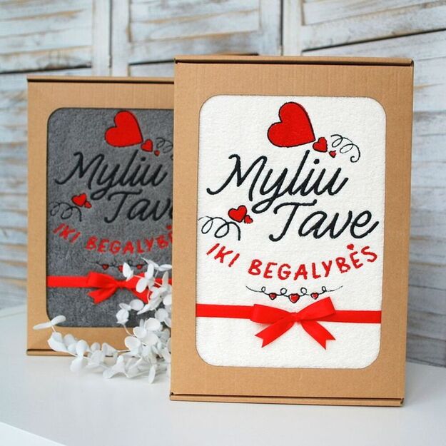 Siuvinėtas rankšluostis "Myliu iki begalybės"
