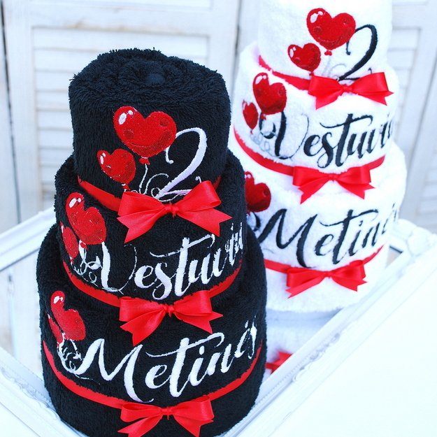 Rankšluosčių tortas "Meilės balionai" 2