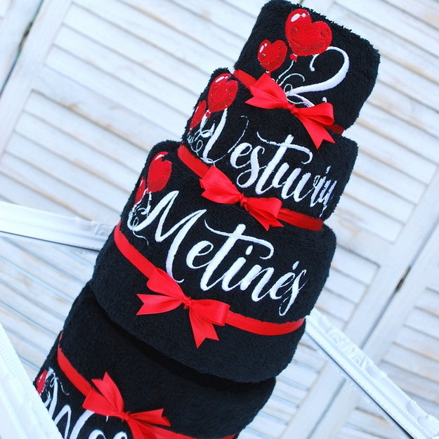 Rankšluosčių tortas "Meilės balionai" 4