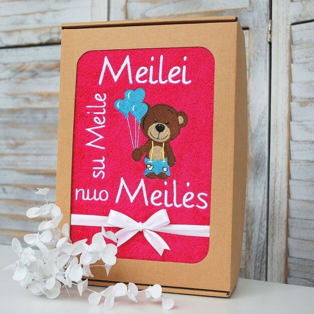 Siuvinėtas rankšluostis "Meškiukas"