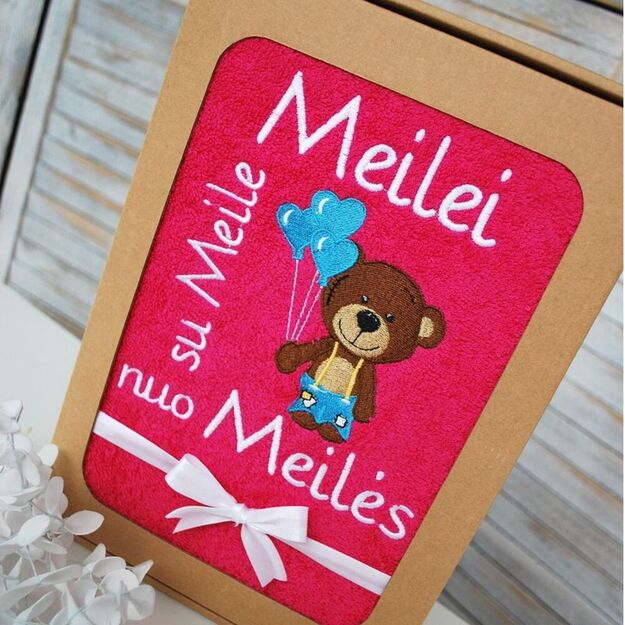 Siuvinėtas rankšluostis "Meškiukas"