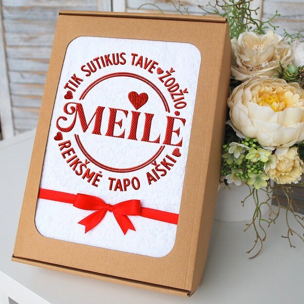 Siuvinėtas rankšluostis "Meilės reikšmė"