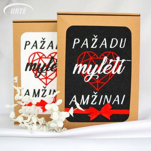 Siuvinėtas rankšluostis "Deimantinė širdis"