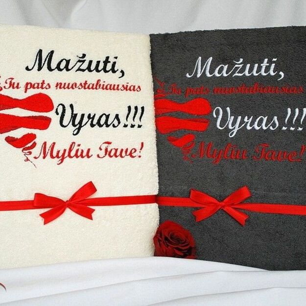 Siuvinėtas rankšluostis "Širdis širdin"