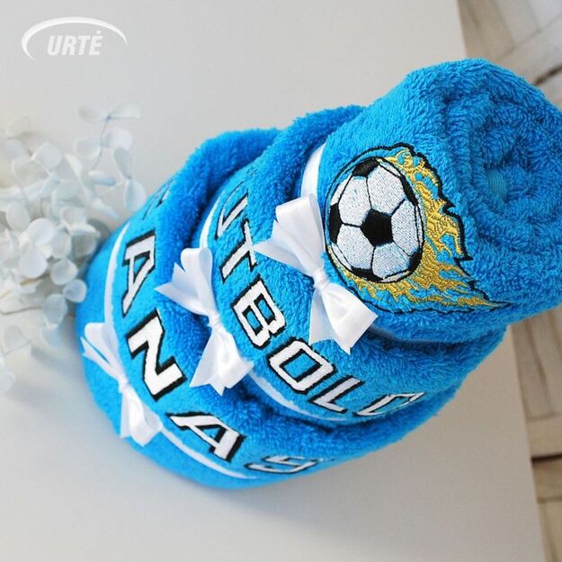 Rankšluosčių tortas "Futbolo fanas" 2