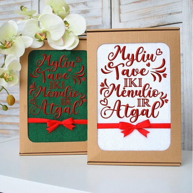 Siuvinėtas rankšluostis "Meilės prisipažinimas"