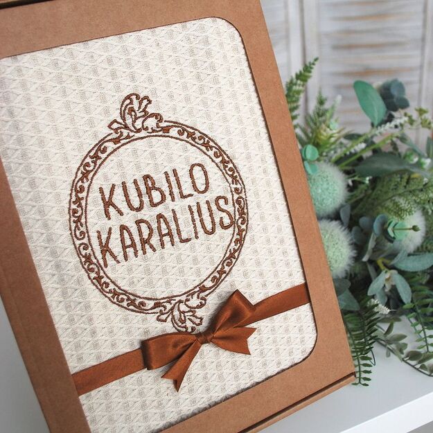 Siuvinėta lininė pirties prijuostė "Kubilo karalius"